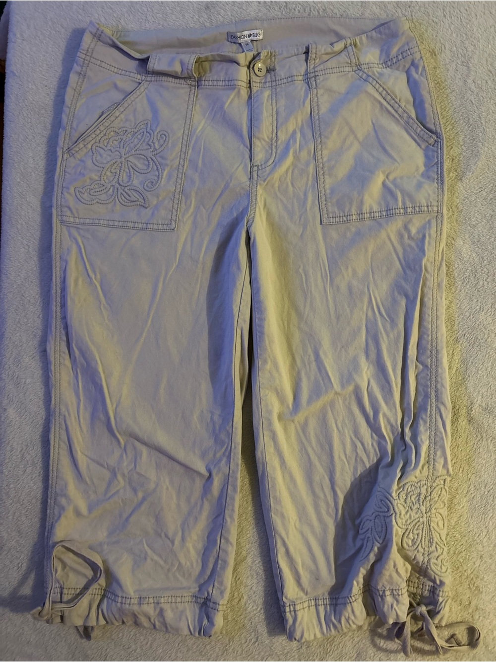 Vintage Y2K Capri cargo pants